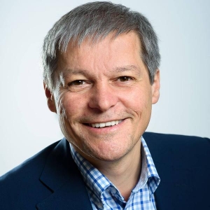 Cioloș: În jur de 30.000 de persoane s-au înscris pe site-ul viitorului partid