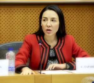 Claudia Țapardel: