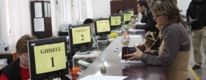 Funcţionarii publici vor da evaluări scrise anuale