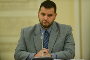 Ministru tehnocrat, ambasador în Tunisia