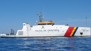 O ambarcaţiune cu 69 de migranţi, interceptată de poliţişti în apropiere de Mangalia