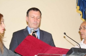 Un consilier local ALDE a fost găsit mort în propria mașină