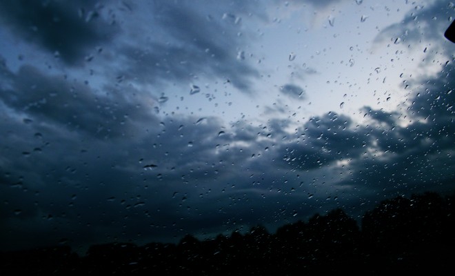 Imagini pentru ploi si furtuni imagini