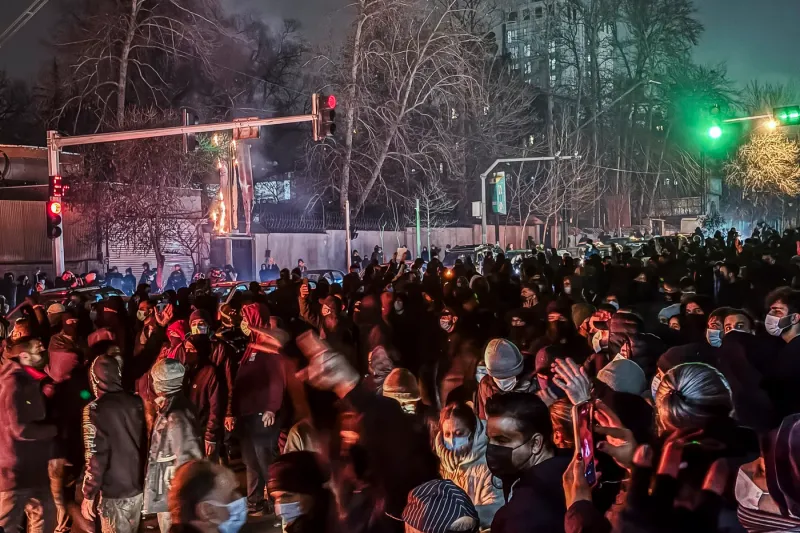 „Blocarea internetului a avut efectul invers". Cum s-a transformat cel mai sofisticat plan de cenzură al Iranului într-un eșec istoric