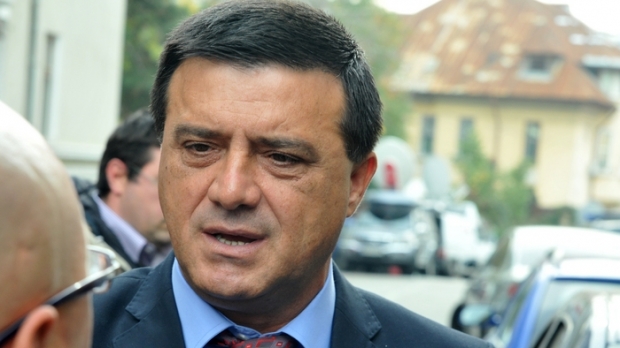 „Du-te în .... mea şi arată-i!