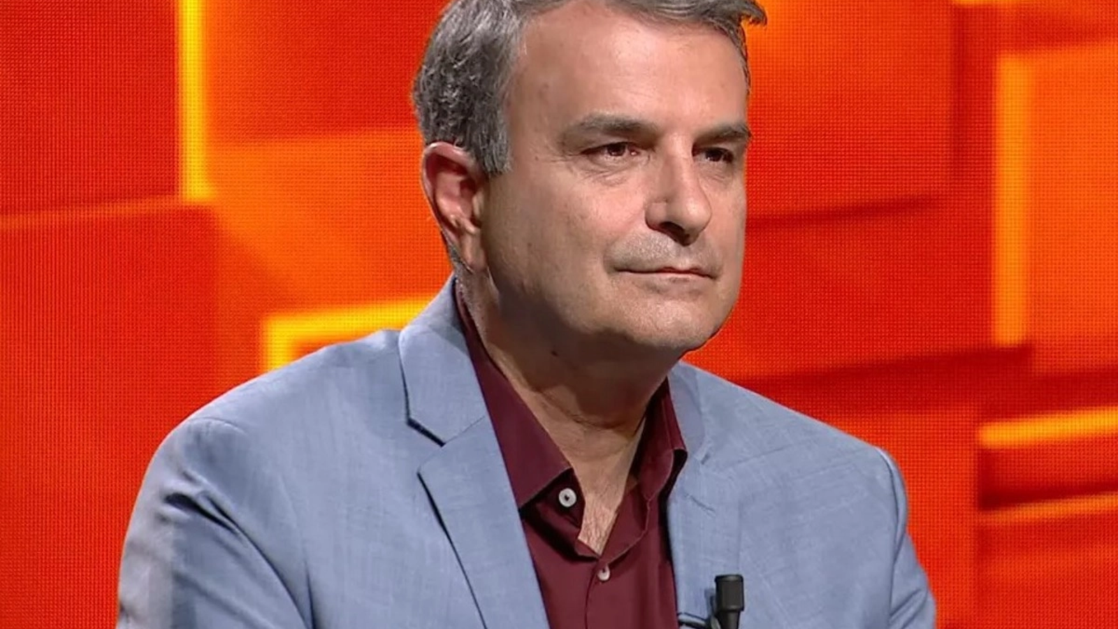 "Idiotul util": Lucian Mîndruță anunță că nu mai spală haine seara și a oprit aerul condiționat - "NU facem pentru Bolojan și Grindeanu, ci pentru țară!"

