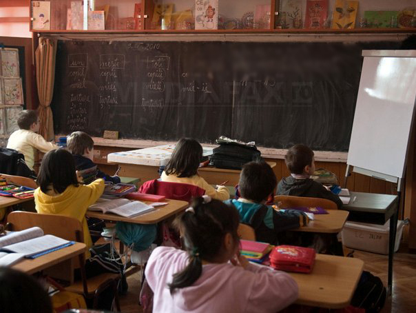Încep înscrierile pentru clasa pregătitoare. Sunt aproximativ 180.000 de locuri în toată ţara