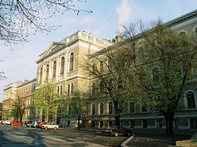 Începe noul an universitar. Schimbări în învăţământul superior pentru 2016-2017