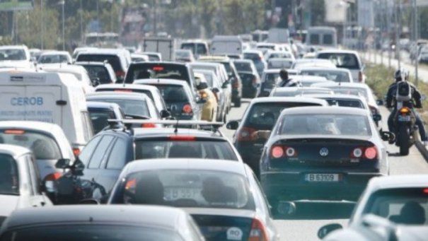 Şoferii nu vor fi obligaţi să aiba în maşină schiţa caroseriei autoturismului