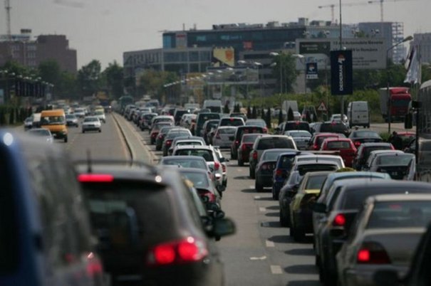 Şoferii vor plăti o nouă taxă după eliminarea timbrului de mediu