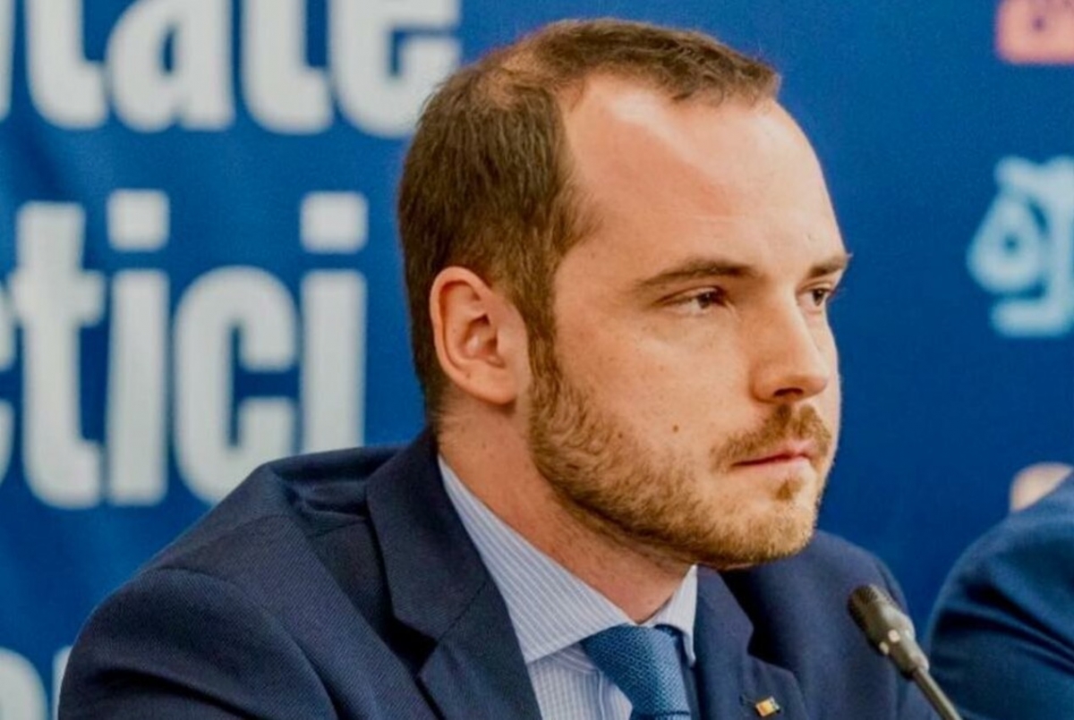 "Taxa pe boală" e cea mai mare aberație a bolojanilor de la Guvern: "Negocierea nu s-a încheiat încă, dar am speranţă", isi inchipuie Rogobete