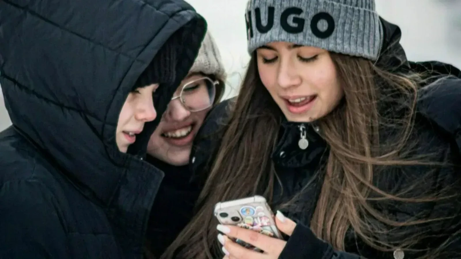 „Teroriștii" Rusiei sunt de fapt copii: sute de minori au ajuns pe lista neagră a Moscovei. O elevă de 16 ani, acuzată că pregătea un atentat
