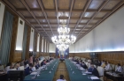 Întâlnire la Guvern luni privind situaţia românilor exploataţi la muncă în Spania