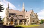 „Un miracol de la Dumnezeu". Comunitatea ortodoxă română, la prima slujbă în catedrala proaspăt cumpărată în Dublin
