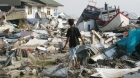 384 de morţi şi 540 de răniţi, după un cutremur urmat de tsunami în Indonezia. Imaginile groazei