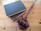 Abuzul în serviciu, dezincriminat de o decizie a instanţei
