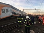 Accident feroviar. Două trenuri au deraiat în zona gării Ploiești Triaj. Mai multe victime, printre care și copii