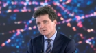 Candidatul Nicușor Dan este flancat de oamenii lui Grindă: un fost securist și un profesor de sport

