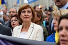 Carmen Iohannis i-a anunțat pe procurori prin fax că nu poate ajunge la audieri