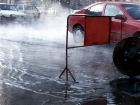 Circulaţie îngreunată în zona Gării de Nord din cauza unei conducte RADET sparte 