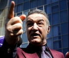 Cristian Preda, implicat într-un incident pe aeroportul Otopeni cu Gigi Becali: A tras un șut în geanta pe care o port pe umăr