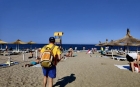 Cum funcţionează Metoda "Ziarul" - ultima modă de furt pe litoral