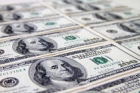 Dolarul se afla la un minim multianual, deprecierea ar putea continua