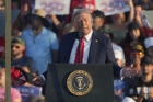 Donald Trump șochează SUA: Anunță că va reduce prețul medicamentelor cu 1.500%
