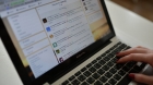 Dosare penale pentru instigare deschise de Poliţie pentru postări pe reţelele sociale