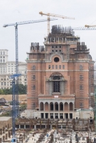 Evenimentele care marchează sfinţirea Catedralei Naţionale încep vineri