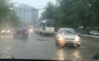 Instabilitate atmosferică accentuată, de la ora 12.00. Începând cu ora 18.00, 23 de judeţe vor fi sub cod galben de ploi torenţiale, vijelii şi grindină