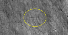 NASA a fotografiat un obiect alungit care se deplasează rapid în jurul Lunii
