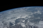 NASA face un anunț memorabil despre atmosfera Pământului: conform ultimelor date se întinde dincolo de Lună