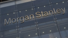 Ni se pregătește ceva crunt: Seful JP Morgan prezice o criză financiară majoră - miliardarii planetei scapa de actiuni. Lumea dominată de dolarul american se va sfârși în curând