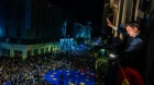 Nicușor Dan, baie de mulțime după victoria în alegeri: "V-ati confruntat cu valuri de ură şi aţi avut curajul să mergeţi înainte. E victoria voastră!"
