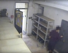 O angajată BCR a fost condamnată la închisoare pentru ca a furat 150 de mii de euro și a dat foc camerei tezaurului