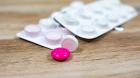 O invenție din altă lume: O bacterie transformă sticlele de plastic în paracetamol!