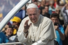 Papa Francisc, în cartierul romilor, la Blaj: Cer iertare, în numele Bisericii, pentru momentele când, de-a lungul istoriei, v-am discriminat, maltratat