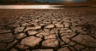 Peste 80 de experţi desființează un raport controversat al lui Trump privind modificările climatice şi denunţă o „parodie a ştiinţei", erori și manipulări ale faptelor