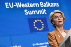 Președinta CE, Ursula von der Leyen, susţine „foarte pozitiv" ideea unui comisar european însărcinat cu Apărarea

