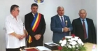 Primarul din Pietroșița, județul Dâmbovița, s-a declarat de unul singur Cetățean de Onoare. Emoționat, a plâns la eveniment