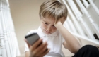 Tot mai multi minori sunt abuzati si suna la Telefonul Copilului. 80% dintre abuzuri se petrec in familie