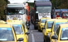 Transportatorii vor protesta astăzi în faţa Guvernului. COTAR anunţă până la 5.000 de participanţi