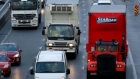 Transportatorii vor să protesteze în timpul vizitei președintelui Franței la București