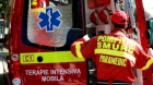 Trei femei au ajuns la spital, după ce au fost bătute de un tânăr, într-o staţie de tramvai din Timişoara