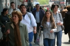Trei sferturi dintre romani considera ca in tara lucrurile merg intr-o directie gresita