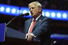 Trump afirmă că ar putea fi cel mai mare scandal din istorie: Milioane de dolari au mers către Politico și alte publicații favorabile democraților