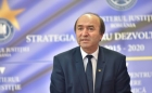 Tudorel Toader vrea ca procurorul care face cercetari in cazul violentelor din Piata Victoriei sa fie anchetat