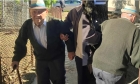 Un bătrân în vârstă de 105 ANI a mers vot, în baston: „Este un erou țării. Fiecare pas al său este o lecție de spirit civic"
