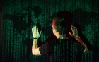 Un om de știință indică dovada din Biblie care arată că lumea în care trăim este "o simulare" computerizată creată de AI